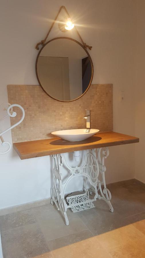 Bed & Breakfast Domaine Des Grands Chenes Preveranges